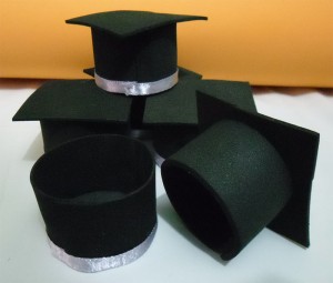 Brinde para Formatura Capelo Porta bombom - 50 capelos