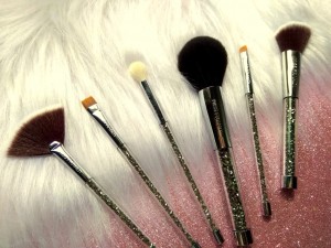 Miss Frandy Kit 06 Pincéis Profissionais para Maquiagem Strass Glam