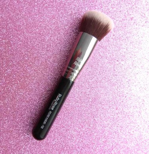 Ruby Rose Pincel Round Kabuki F82