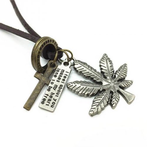 Colar de Couro Masculino Marijuana - CC52
