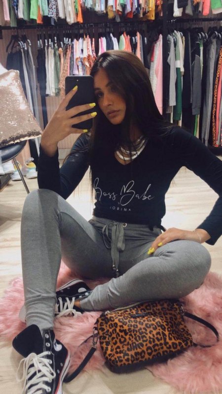 Corina T-Shirt Manga Boss Babe - Preta