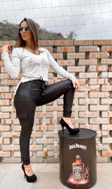 Corina T-Shirt Manga Longa Boss Babe - Mescla Claro