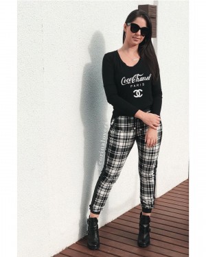 Corina T-Shirt Manga Longa Estampada Coco Chanel - Preta