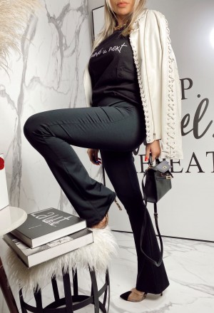 CALÇA BAILARINA LISA EM SUPLEX - NÃO FICA TRANSPARENTE - PRETA (somente M) CALÇA BAILARINA LISA EM SUPLEX - NÃO FICA TRANSPARENTE - PRETA (somente M)