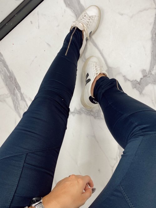 SKINNY ANTONELLA POLIAMIDA - ZÍPER METÁLICO NAS BARRAS