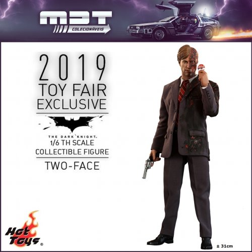 Hot Toys - Batman The Dark Knight - Two-Face 1/6 Toy Fair 2019 Exclusive